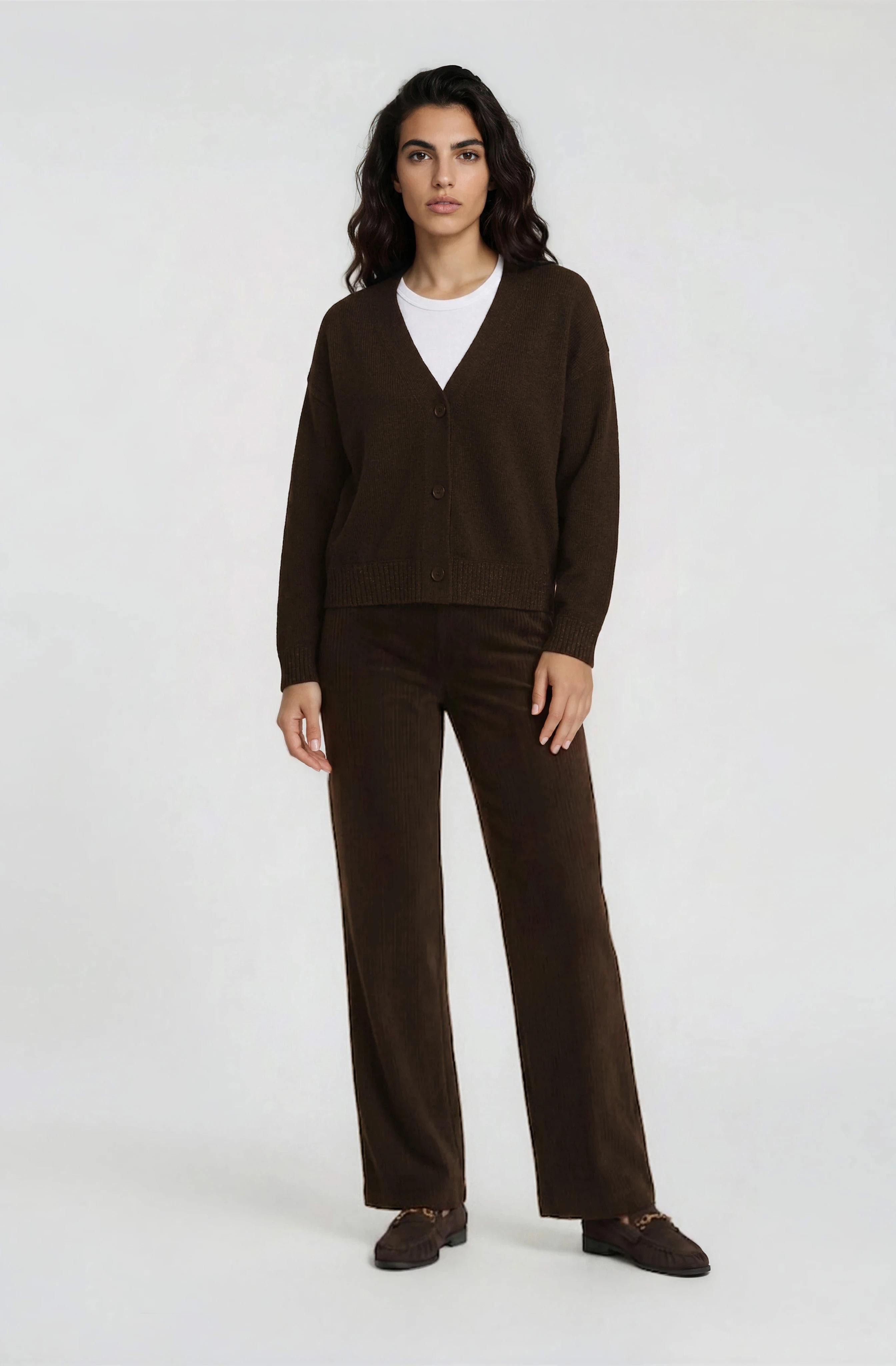 Milano Italy Damen‑Cardigan – Feinstrick in Dunkelbraun mit V‑Ausschnitt XS