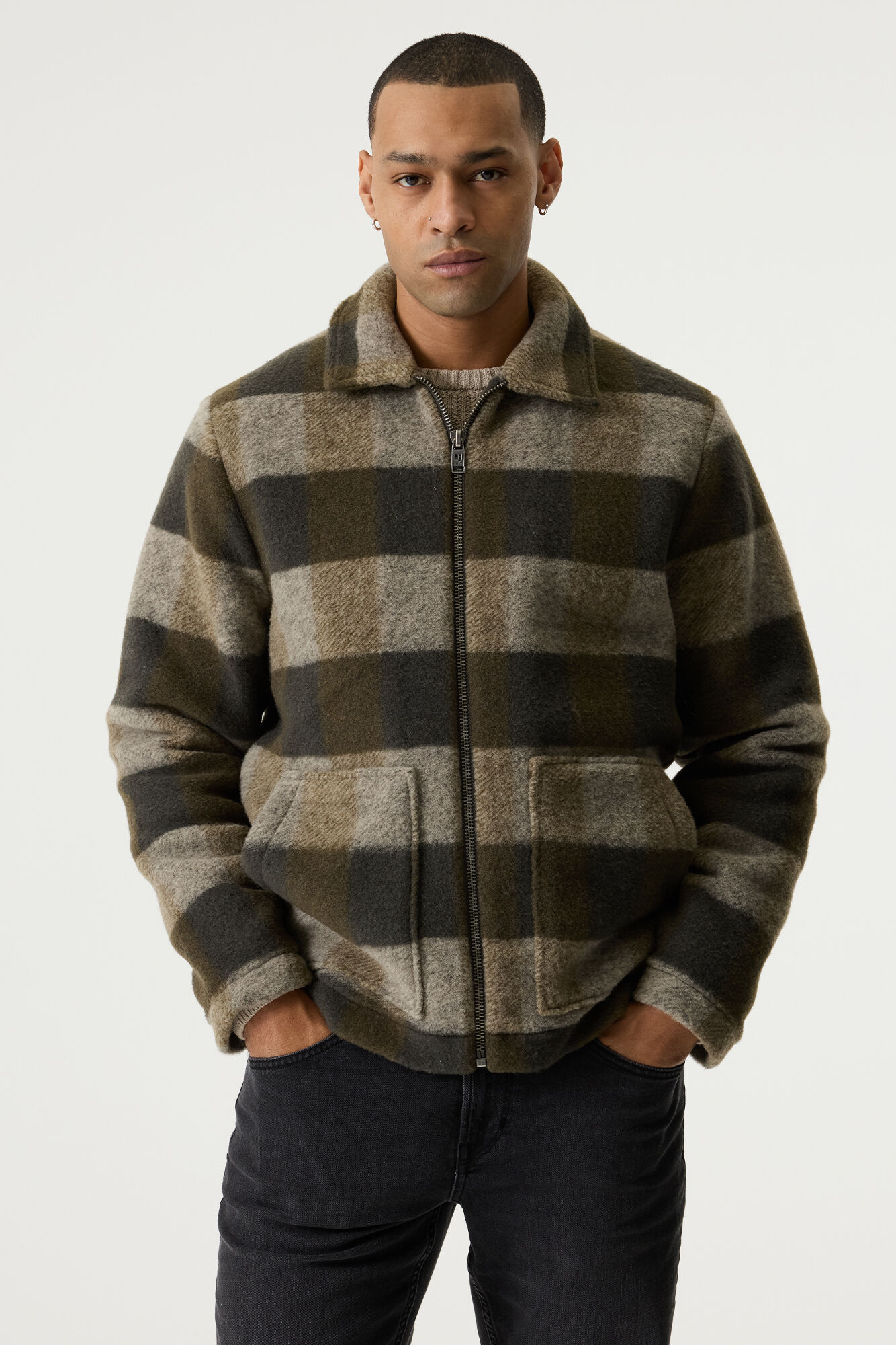 Garcia Herrenjacke mit Karomuster – Wolloptik Oliv/Grau XXL