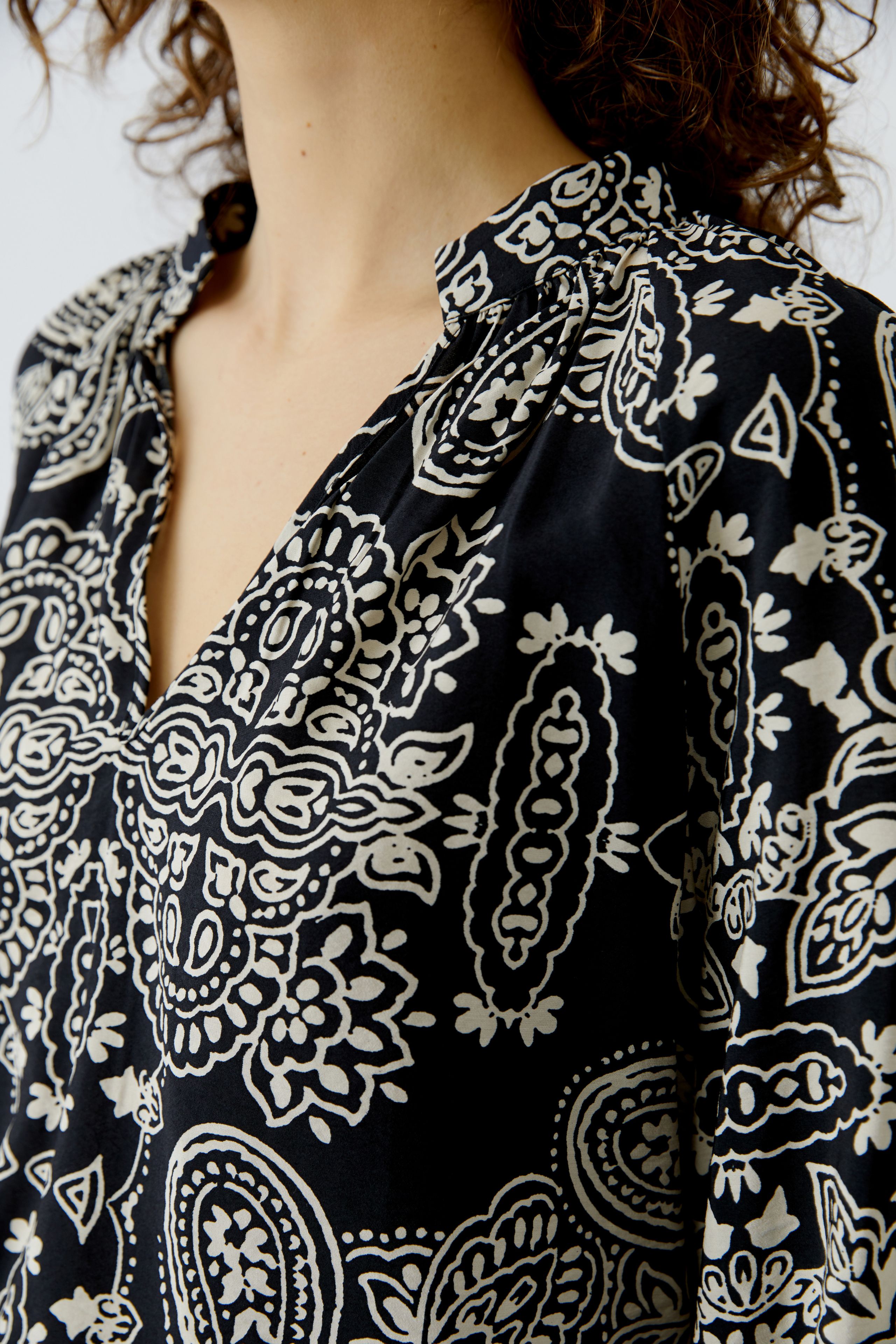 Oui lässige Printbluse aus weicher Viskosemischung